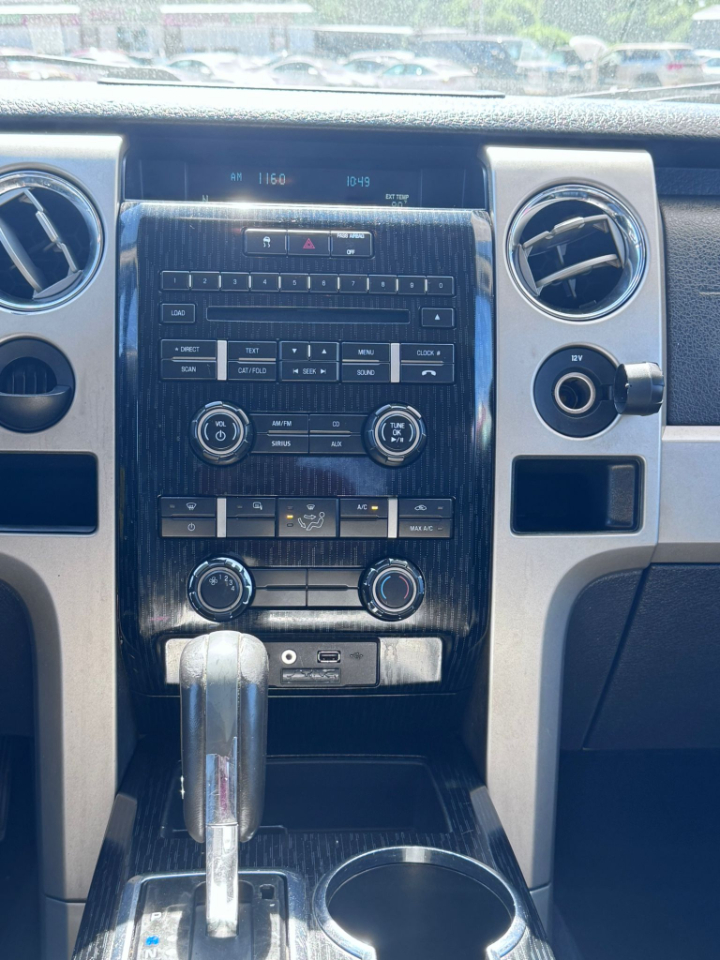 Ford F-150 Lariat SuperCrew 5.5-ft. Bed 2WD 2010 Ford F-150 Lariat SuperCrew 5.5-ft. Bed 2WD 2010