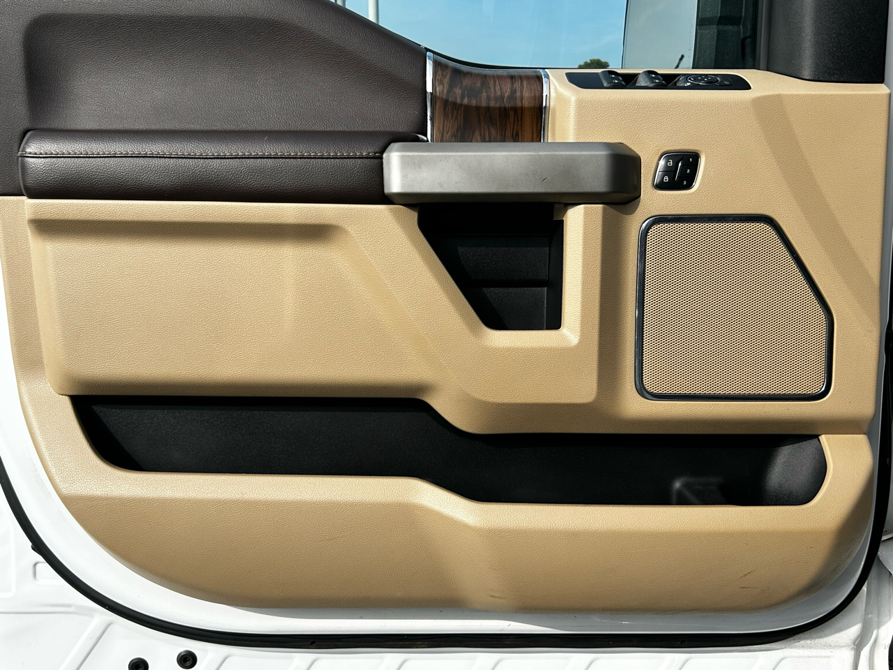 Ford F-150 XLT SuperCrew 5.5-ft. Bed 4WD 2018