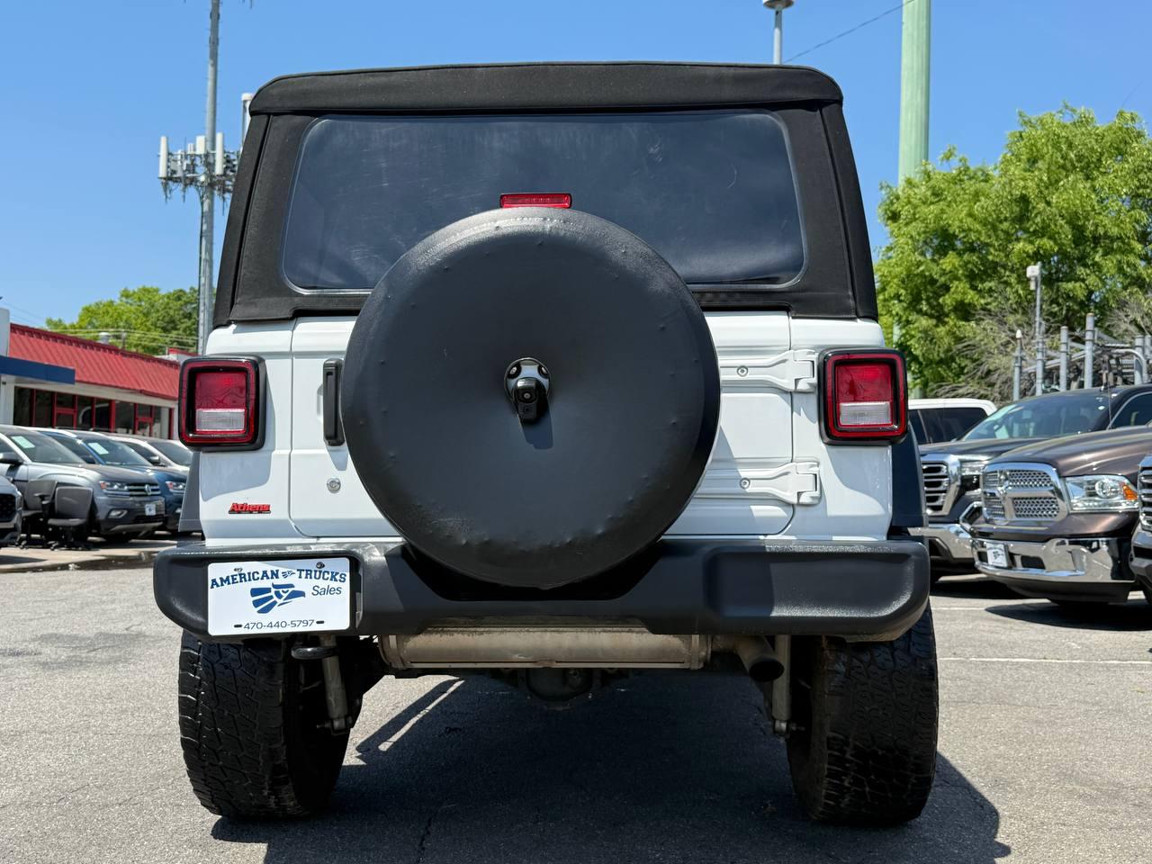 Jeep Wrangler Unlimited Sport 2018