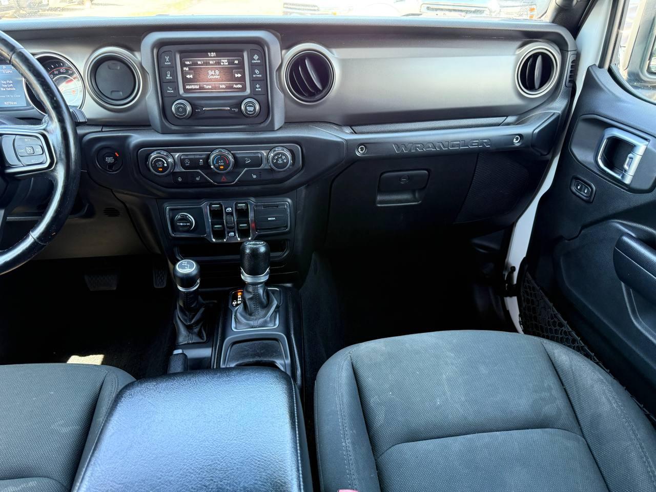 Jeep Wrangler Unlimited Sport 2018
