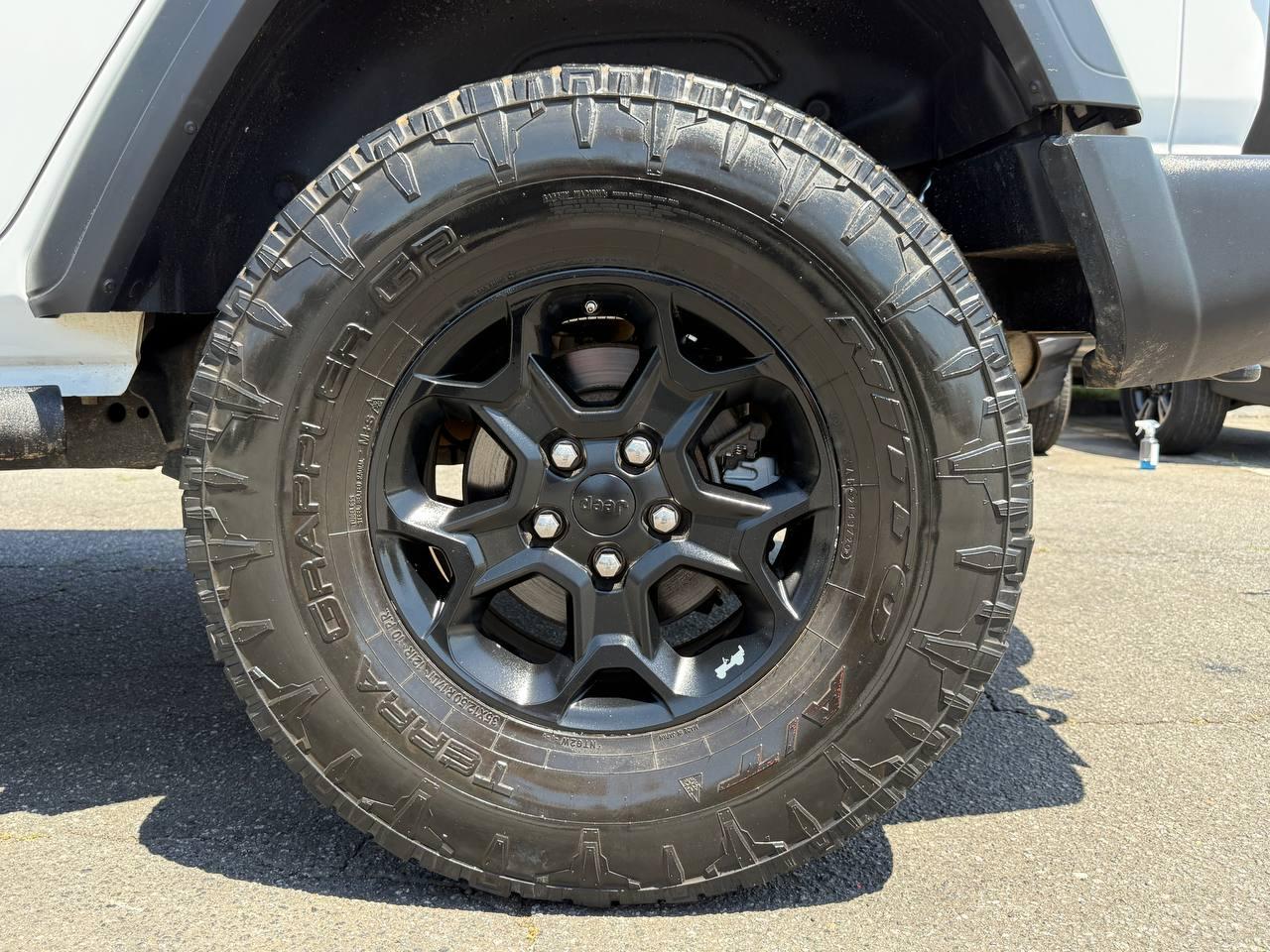 Jeep Wrangler Unlimited Sport 2018