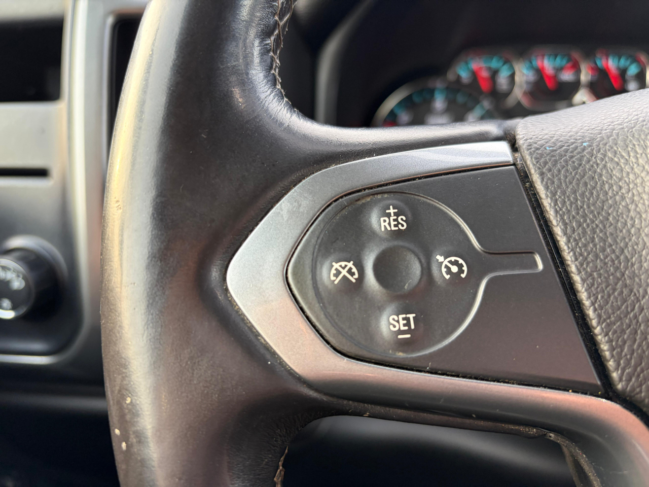 Chevrolet Silverado 1500 2LT Crew Cab Long Box 2WD 2014