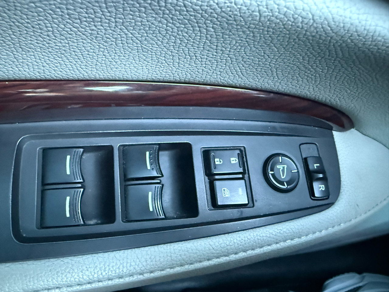 Acura MDX SH-AWD 6-Spd AT w/Tech Package 2014