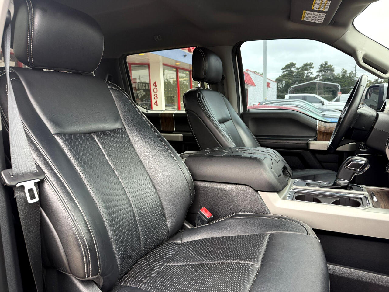Ford F-150 King-Ranch SuperCrew 5.5-ft. 2WD 2019 Ford F-150 King-Ranch SuperCrew 5.5-ft. 2WD 2019