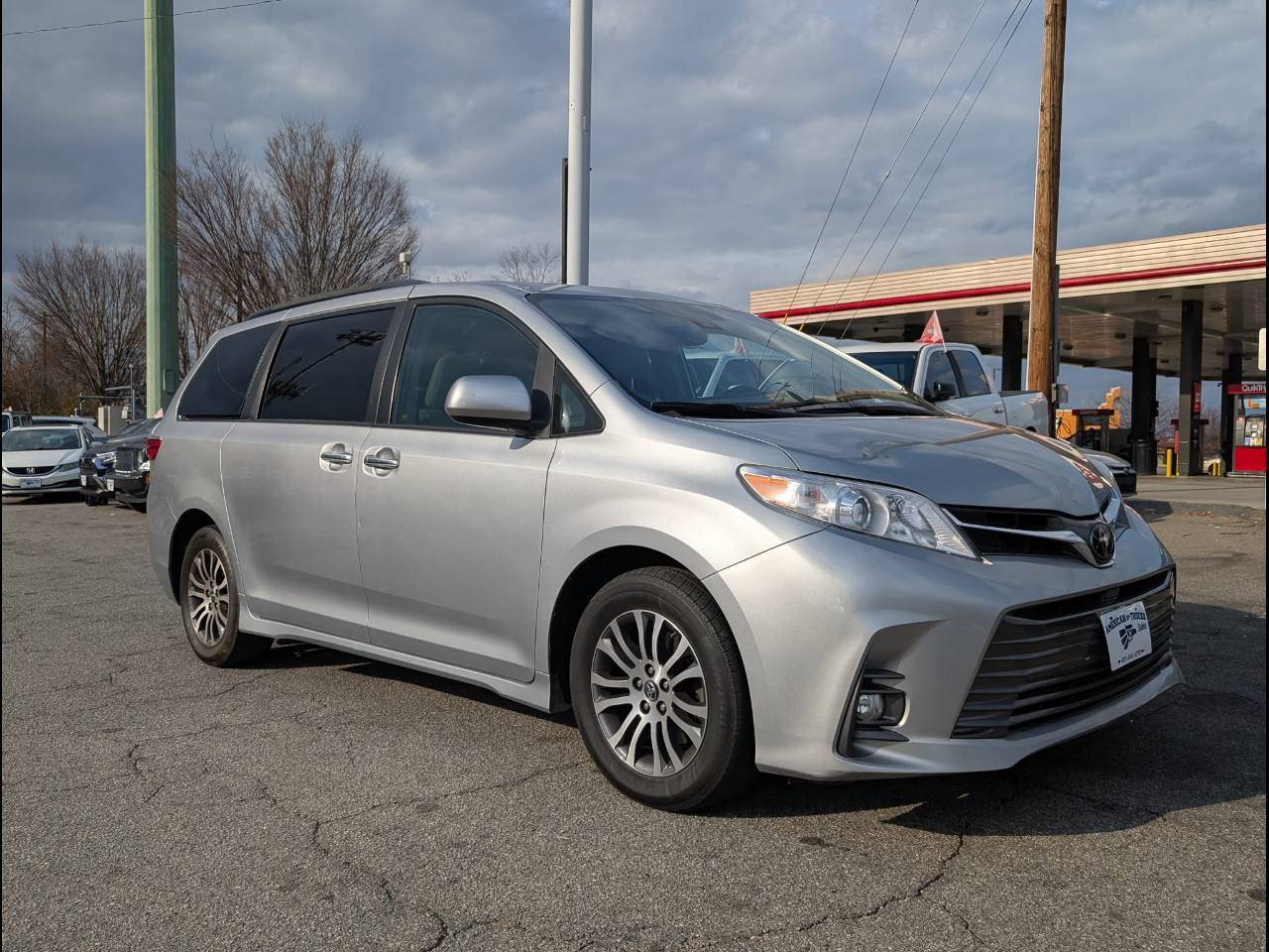 Toyota Sienna Limited Premium 7-Passenger 2019