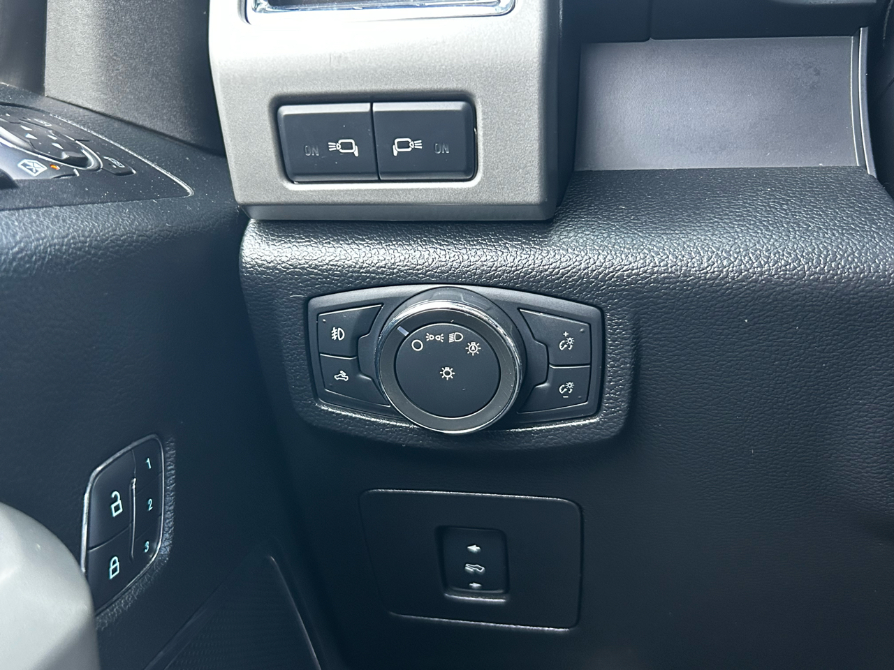 Ford F-150 King-Ranch SuperCrew 5.5-ft. 4WD 2019