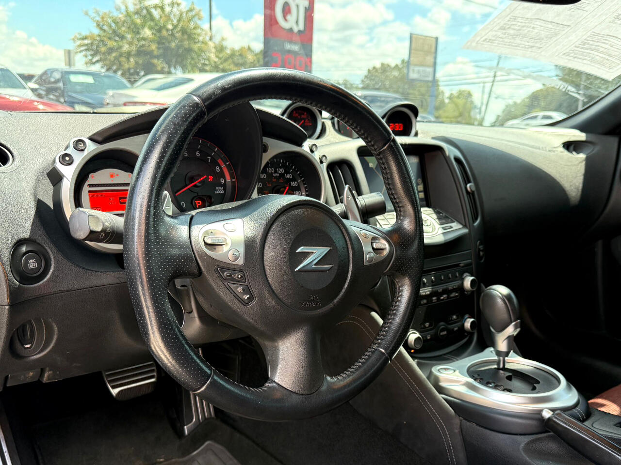 Nissan Z 370Z Roadster 2010 Nissan Z 370Z Roadster 2010