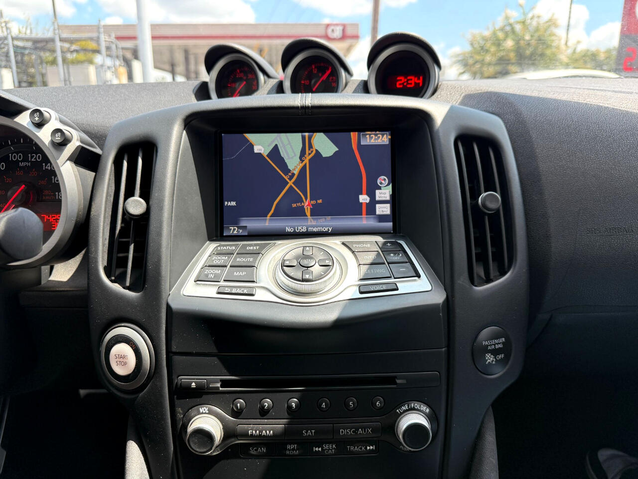 Nissan Z 370Z Roadster 2010 Nissan Z 370Z Roadster 2010