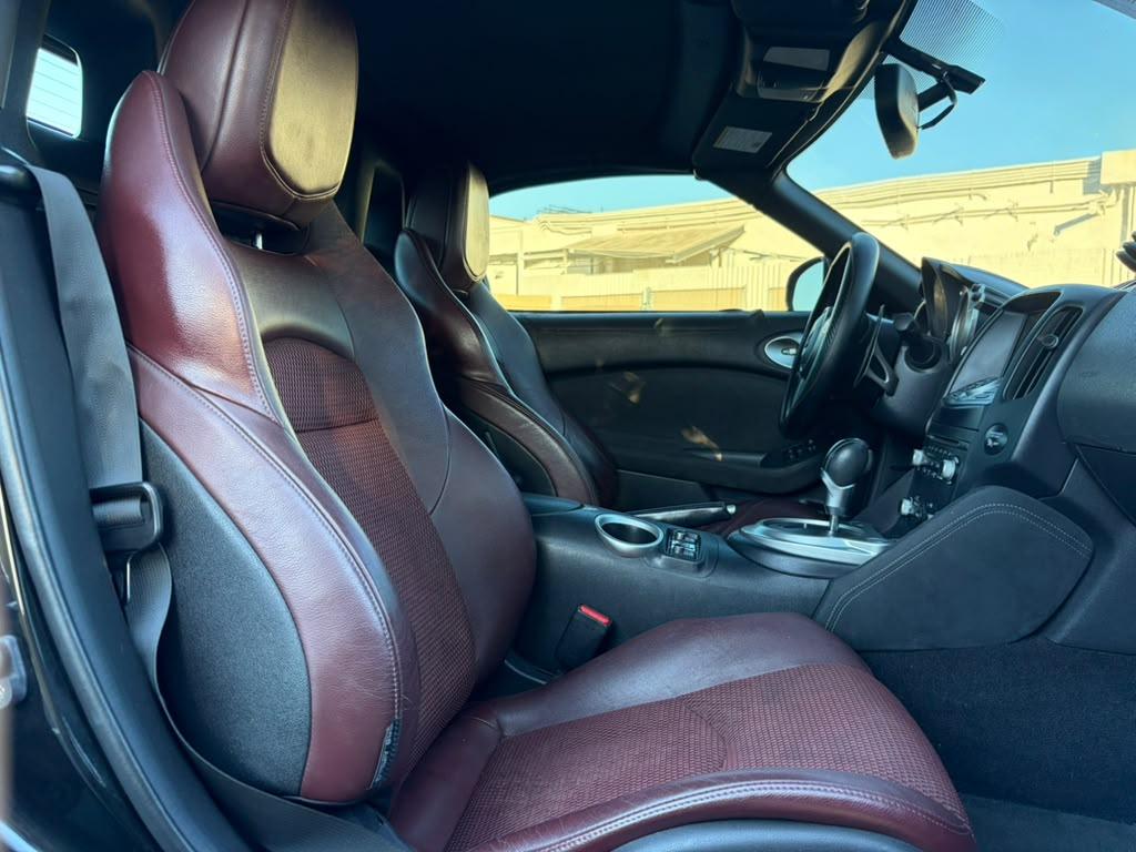 Nissan Z 370Z Roadster 2010
