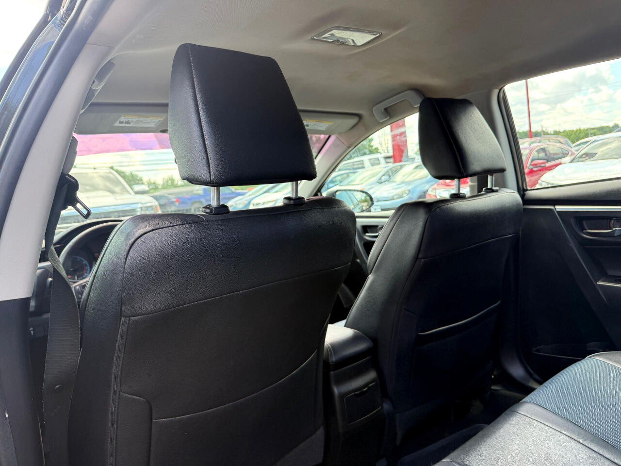 Toyota Corolla S Premium CVT 2015 Toyota Corolla S Premium CVT 2015