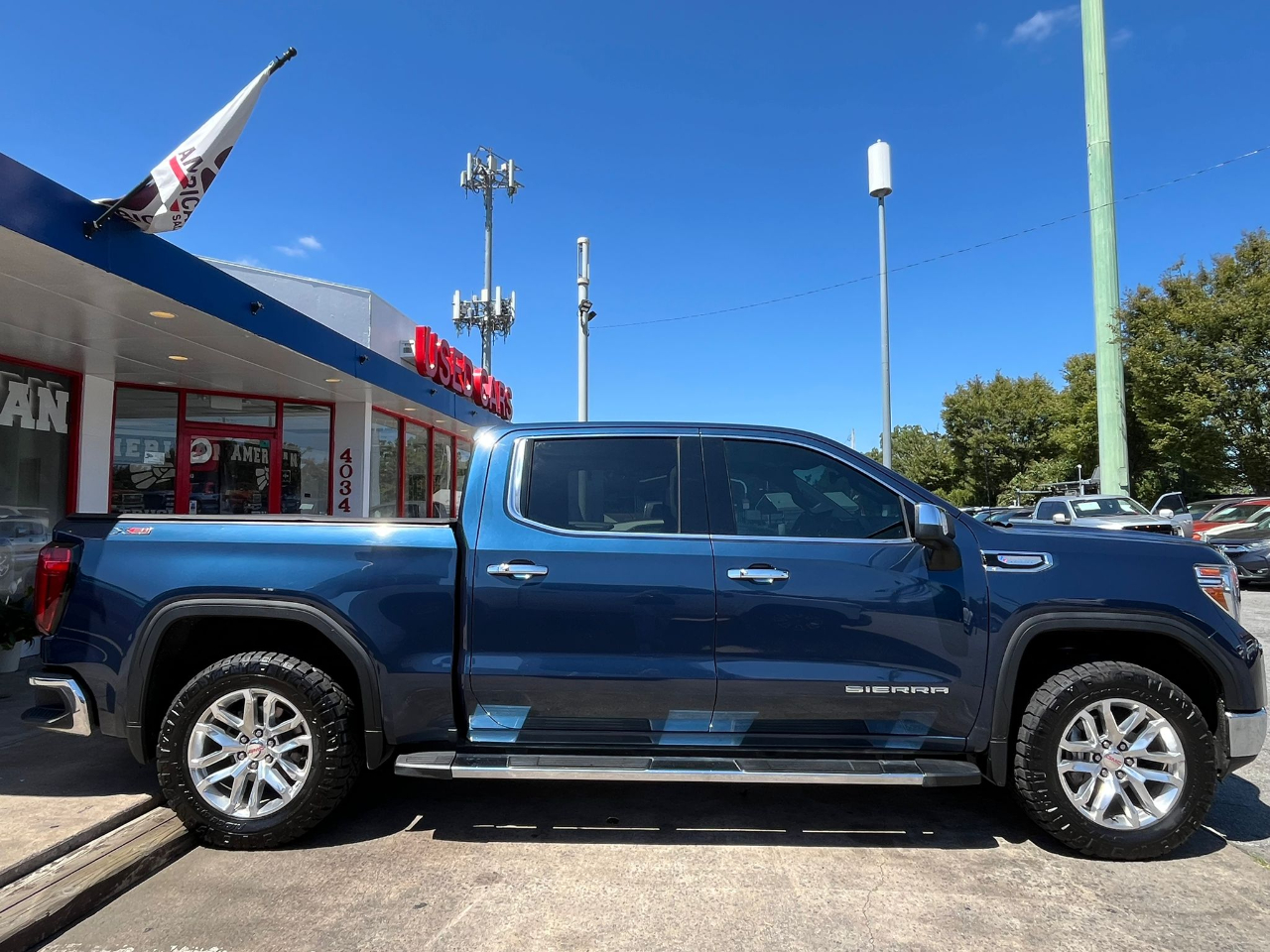 GMC Sierra 1500 SLT Crew Cab Short Box 4WD 2020 GMC Sierra 1500 SLT Crew Cab Short Box 4WD 2020