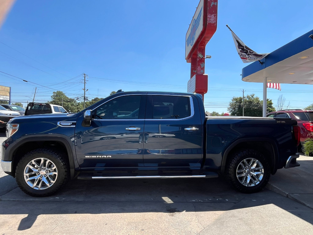 GMC Sierra 1500 SLT Crew Cab Short Box 4WD 2020 GMC Sierra 1500 SLT Crew Cab Short Box 4WD 2020