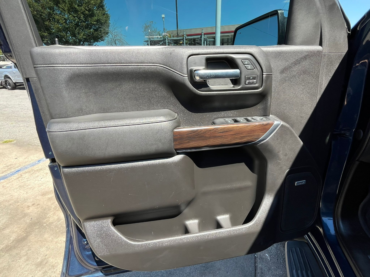 GMC Sierra 1500 SLT Crew Cab Short Box 4WD 2020 GMC Sierra 1500 SLT Crew Cab Short Box 4WD 2020