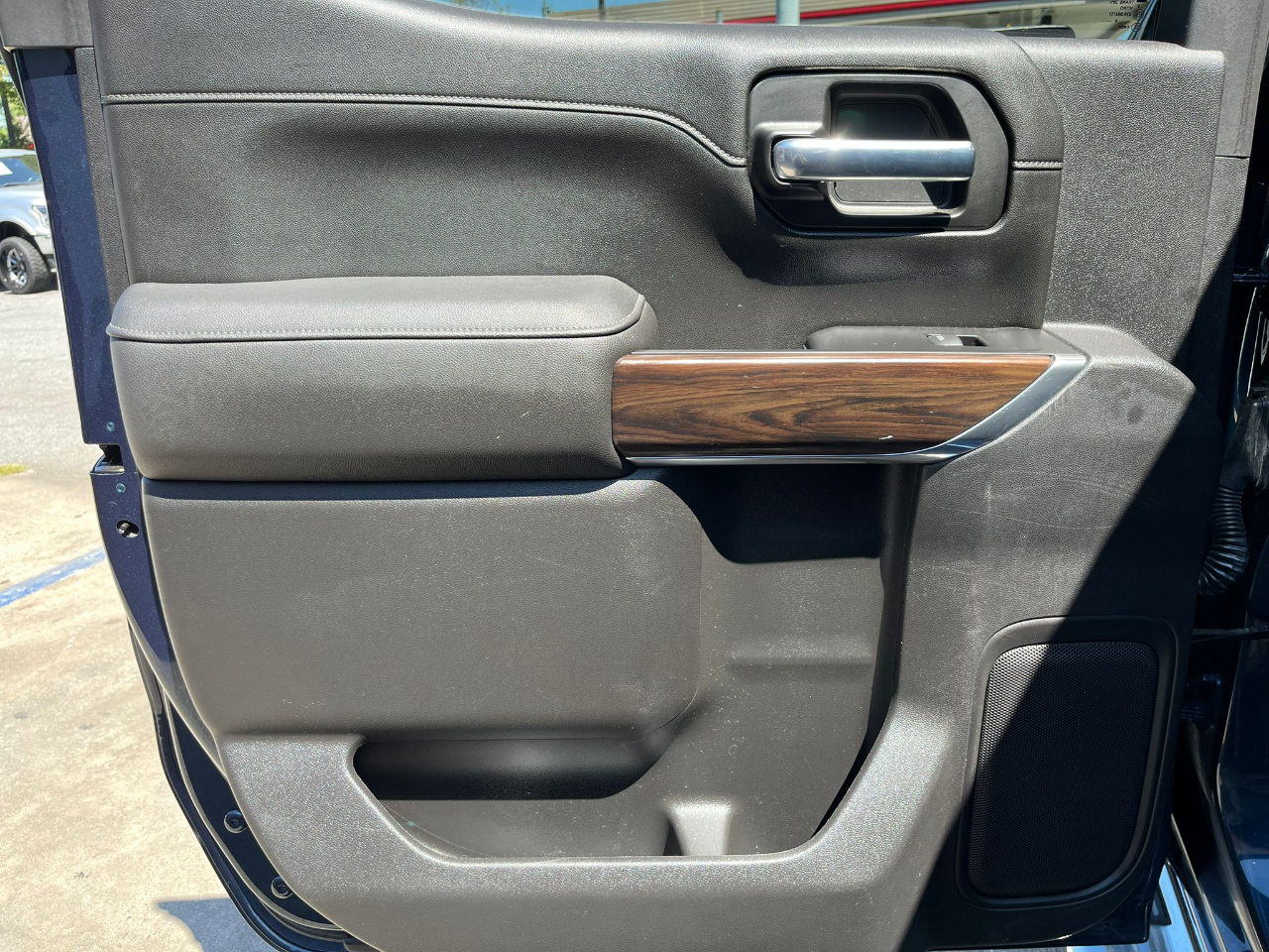 GMC Sierra 1500 SLT Crew Cab Short Box 4WD 2020 GMC Sierra 1500 SLT Crew Cab Short Box 4WD 2020