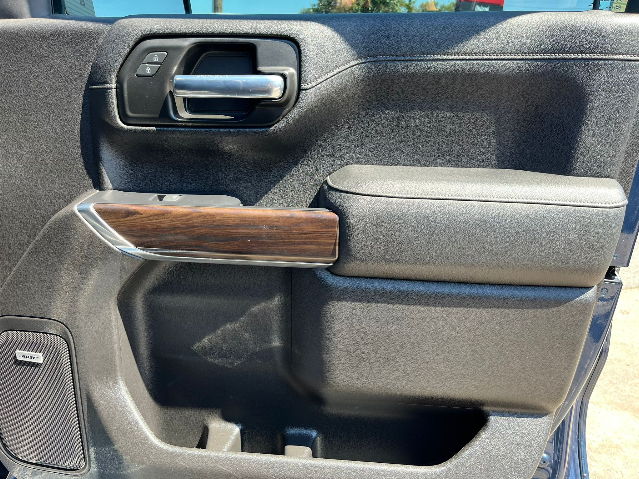 GMC Sierra 1500 SLT Crew Cab Short Box 4WD 2020 GMC Sierra 1500 SLT Crew Cab Short Box 4WD 2020