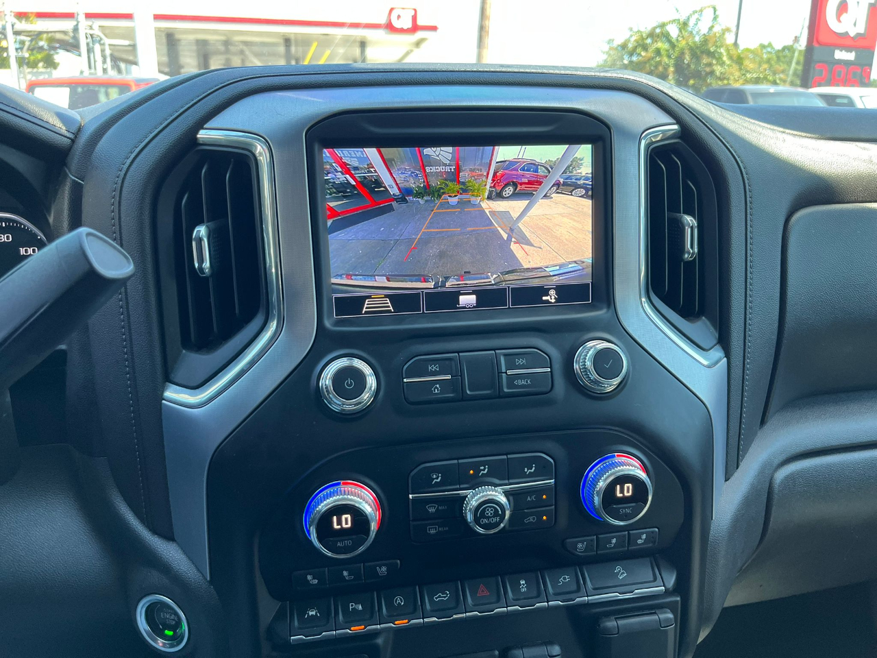 GMC Sierra 1500 SLT Crew Cab Short Box 4WD 2020 GMC Sierra 1500 SLT Crew Cab Short Box 4WD 2020