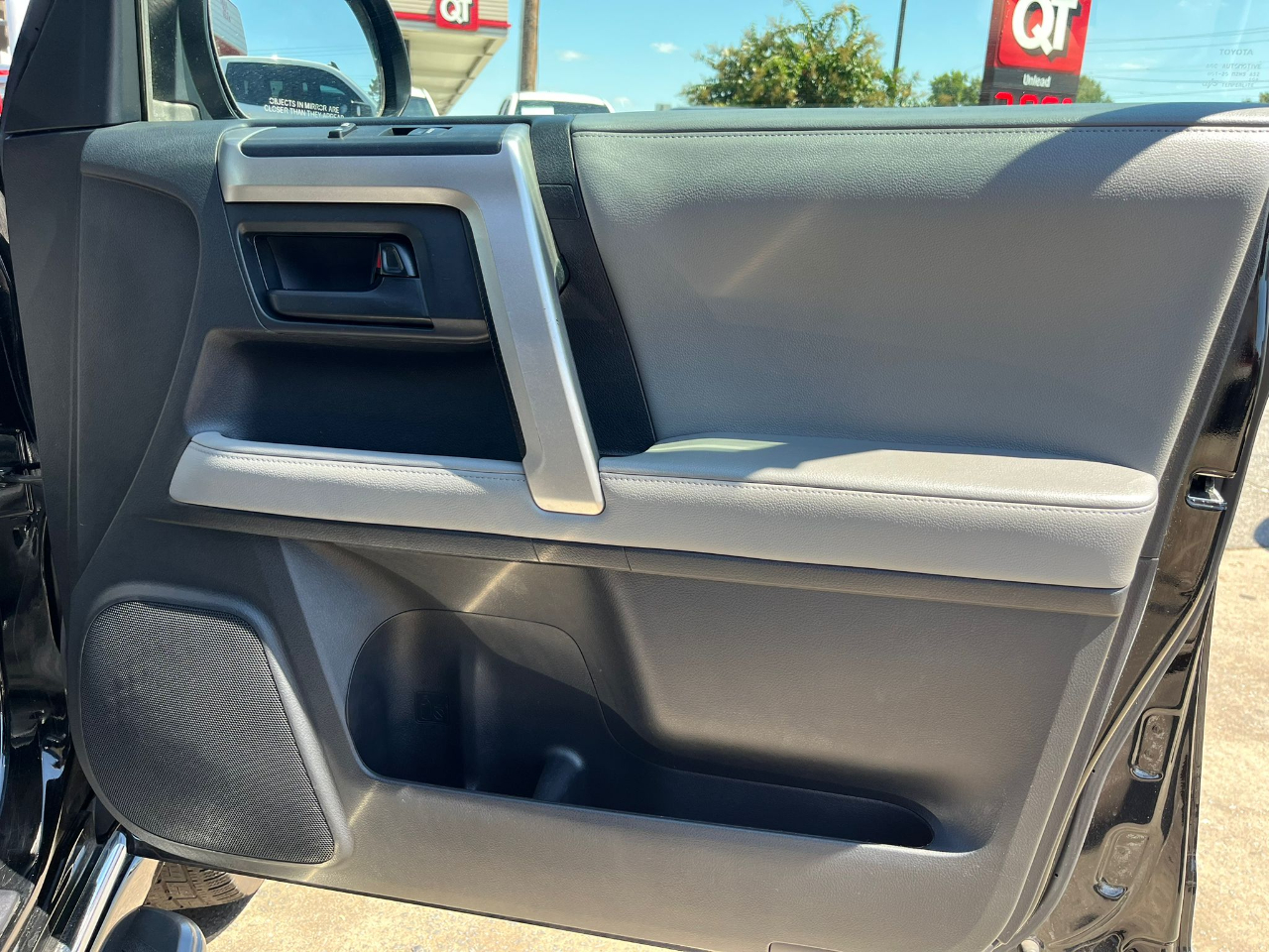 Toyota 4Runner SR5 2WD 2011 Toyota 4Runner SR5 2WD 2011