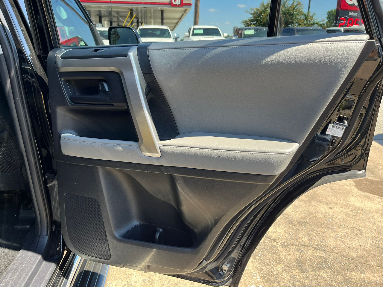 Toyota 4Runner SR5 2WD 2011 Toyota 4Runner SR5 2WD 2011