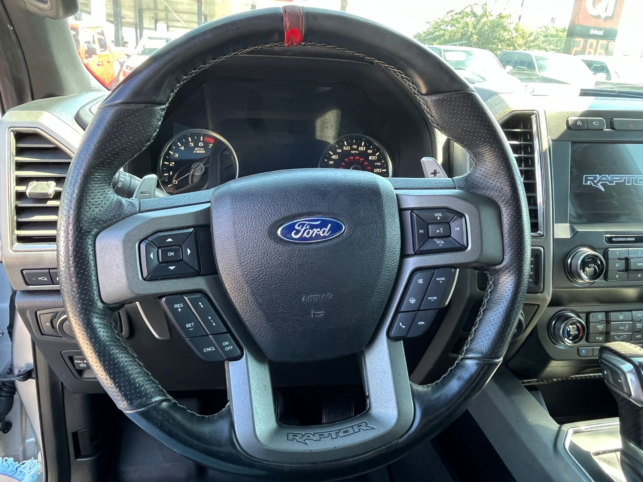 Ford F-150 Raptor SuperCrew 4WD 2019 Ford F-150 Raptor SuperCrew 4WD 2019