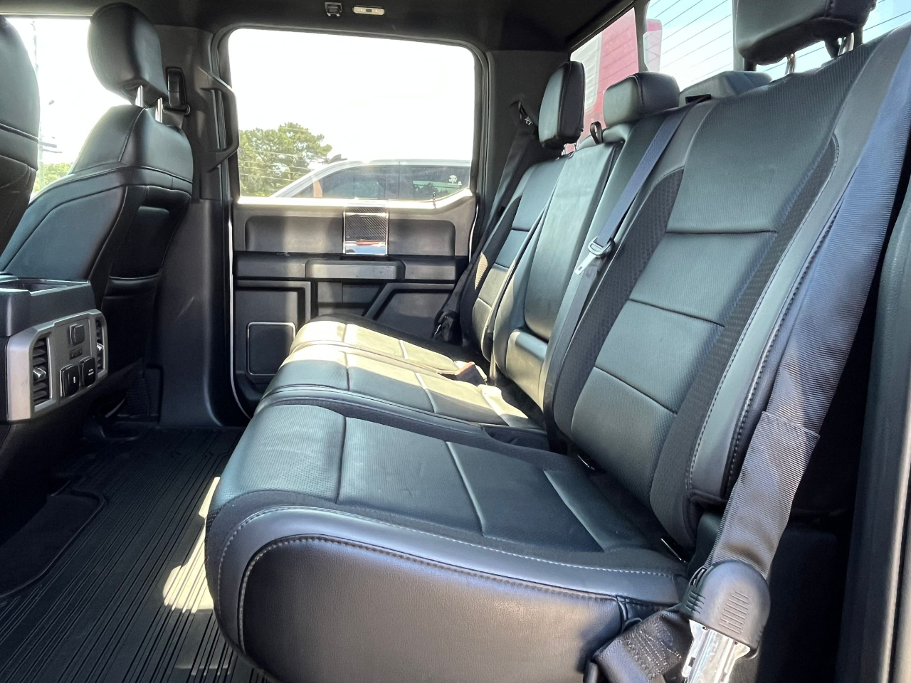 Ford F-150 Raptor SuperCrew 4WD 2019 Ford F-150 Raptor SuperCrew 4WD 2019