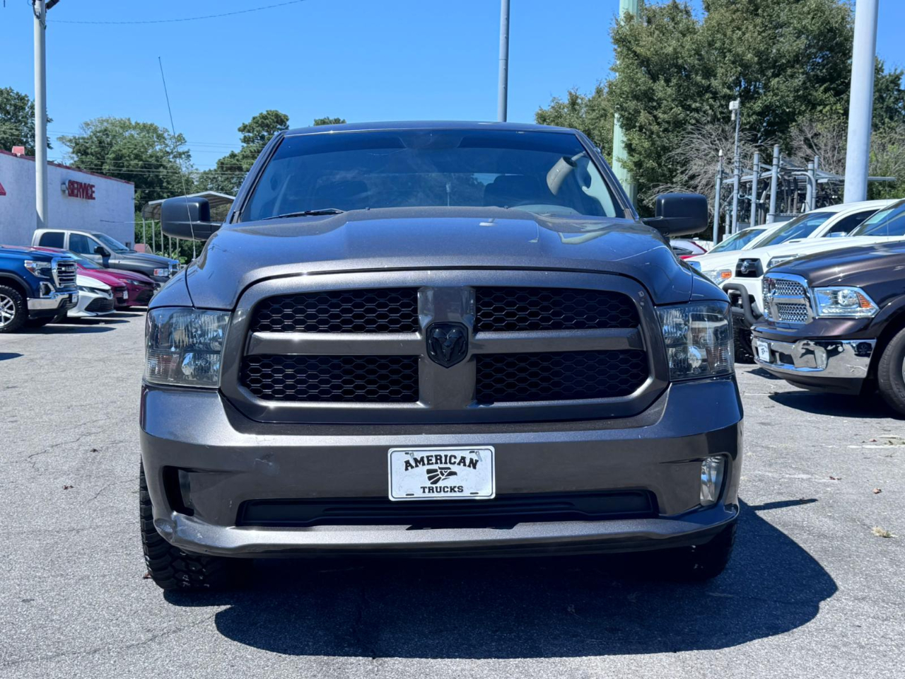 RAM 1500 Tradesman Crew Cab SWB 2WD 2018 RAM 1500 Tradesman Crew Cab SWB 2WD 2018