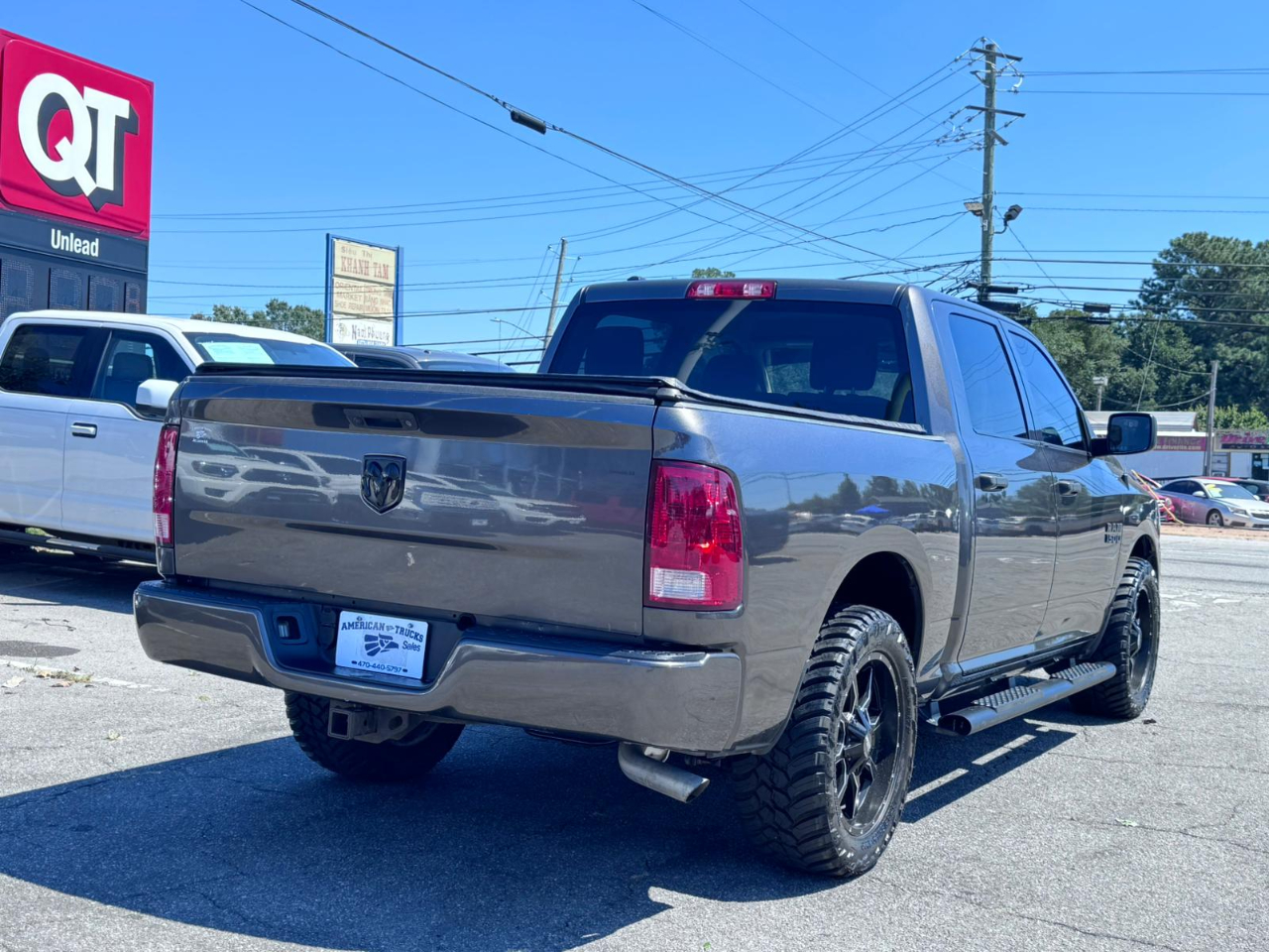 RAM 1500 Tradesman Crew Cab SWB 2WD 2018 RAM 1500 Tradesman Crew Cab SWB 2WD 2018