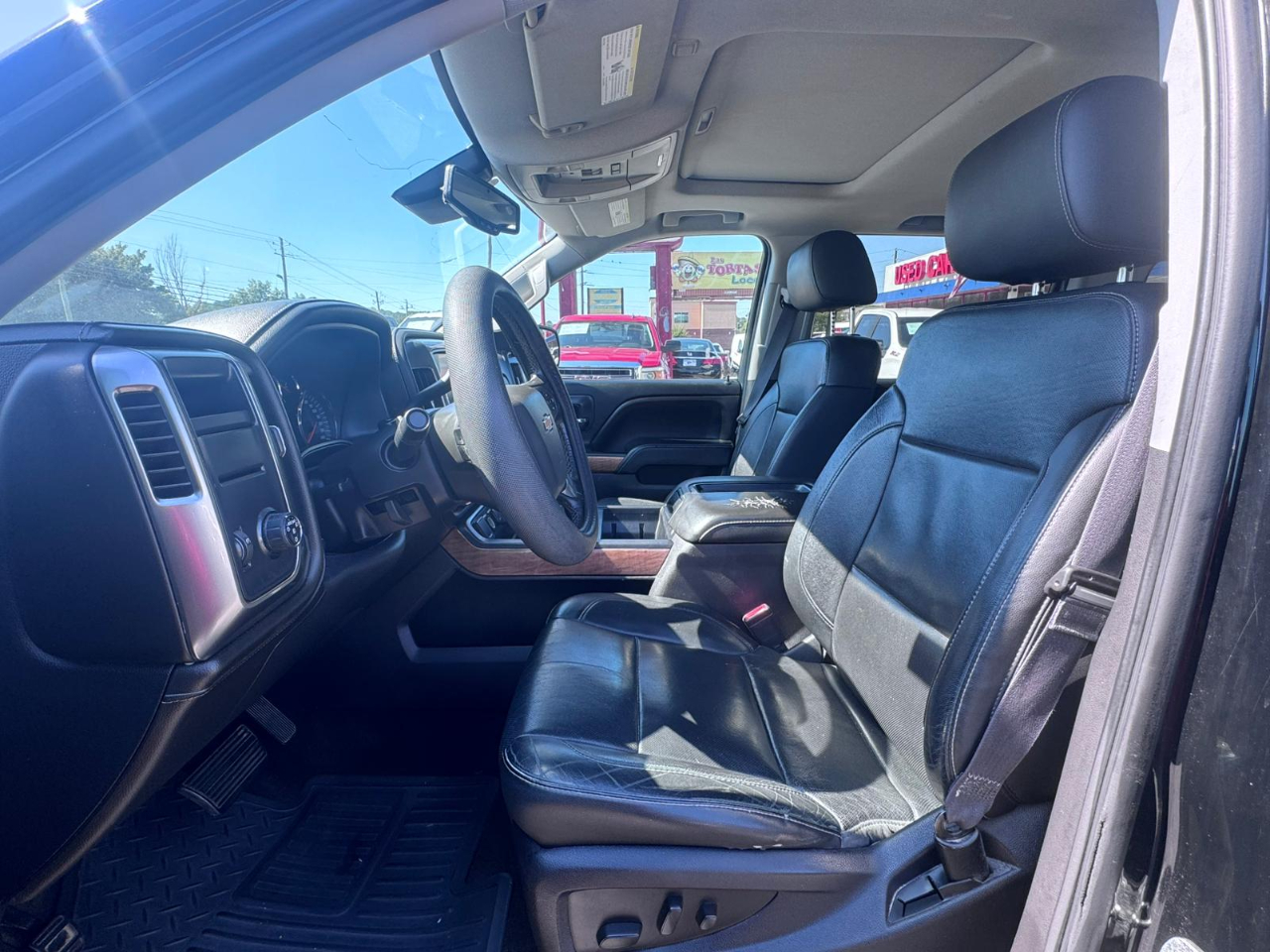 Chevrolet Silverado 1500 LTZ Crew Cab 2WD 2015 Chevrolet Silverado 1500 LTZ Crew Cab 2WD 2015