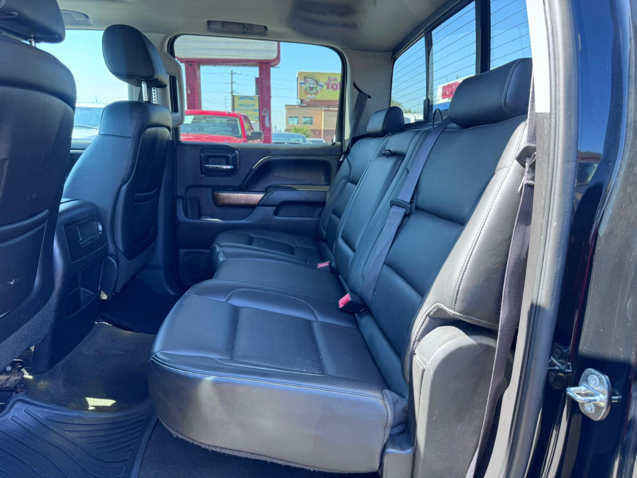 Chevrolet Silverado 1500 LTZ Crew Cab 2WD 2015 Chevrolet Silverado 1500 LTZ Crew Cab 2WD 2015