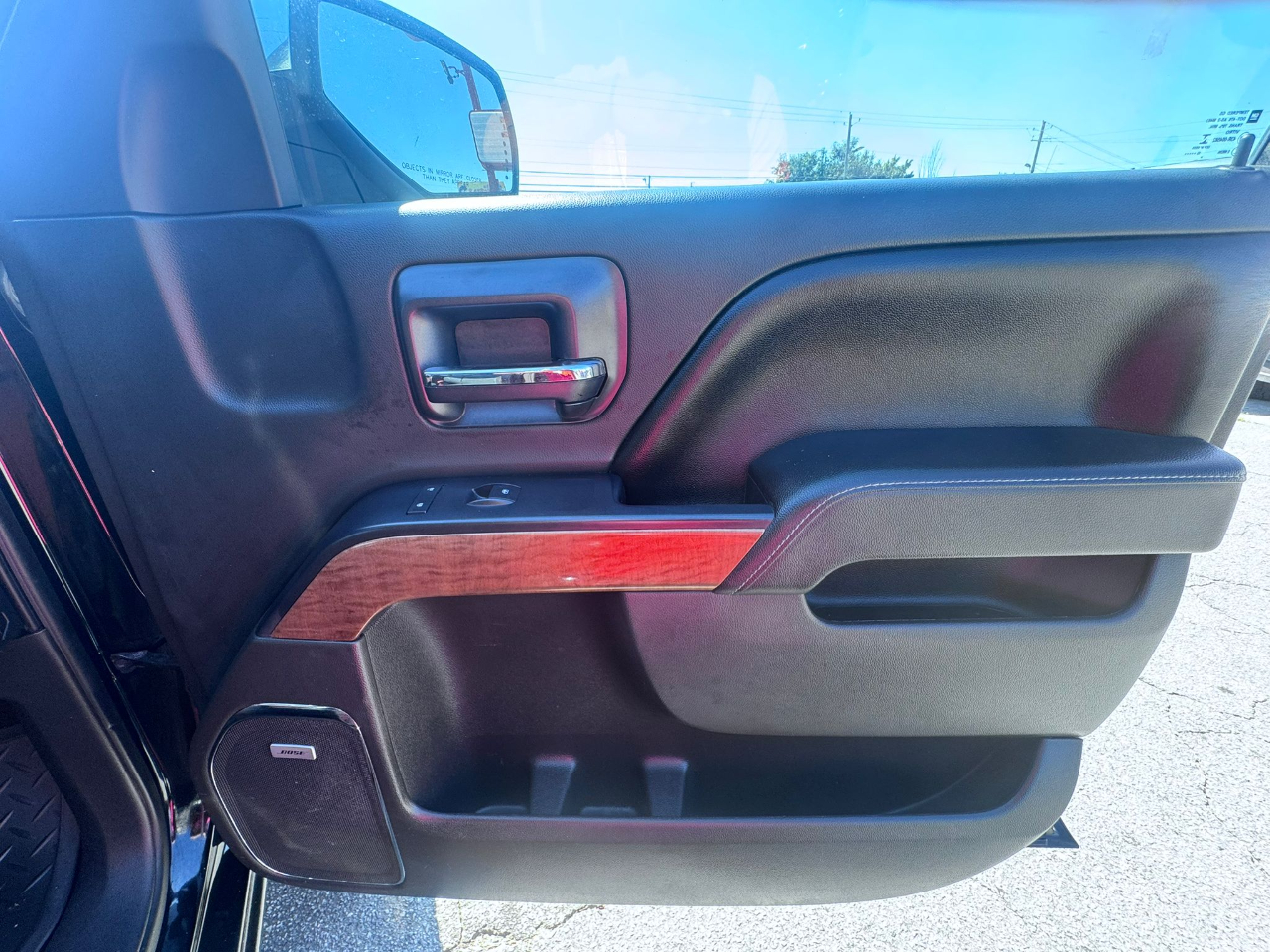 Chevrolet Silverado 1500 LTZ Crew Cab 2WD 2015 Chevrolet Silverado 1500 LTZ Crew Cab 2WD 2015