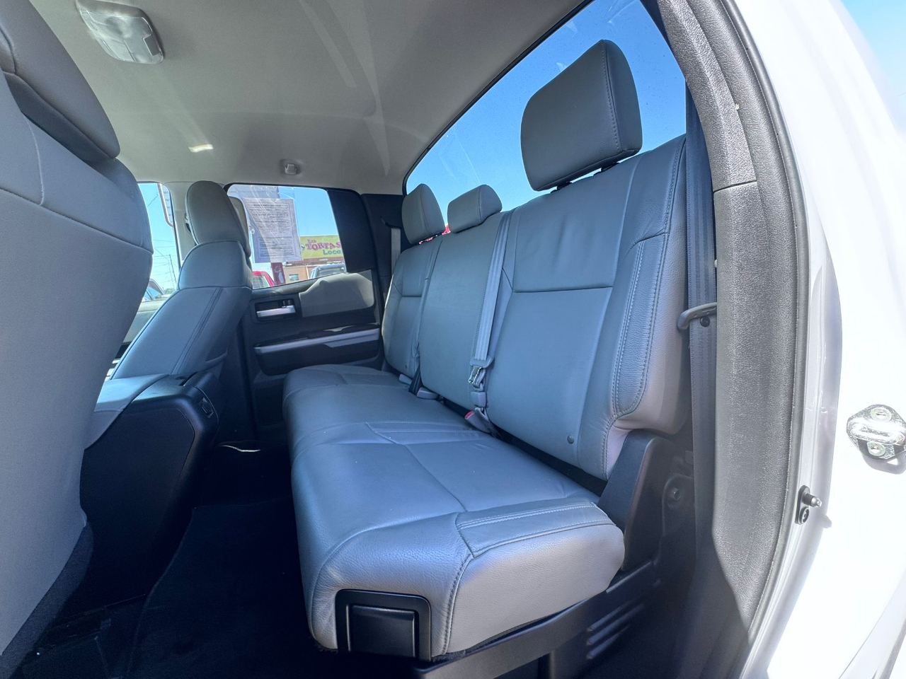 Toyota Tundra Limited 5.7L FFV Double Cab 2WD 2017 Toyota Tundra Limited 5.7L FFV Double Cab 2WD 2017