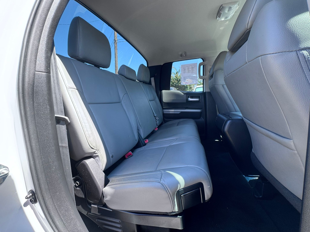 Toyota Tundra Limited 5.7L FFV Double Cab 2WD 2017 Toyota Tundra Limited 5.7L FFV Double Cab 2WD 2017