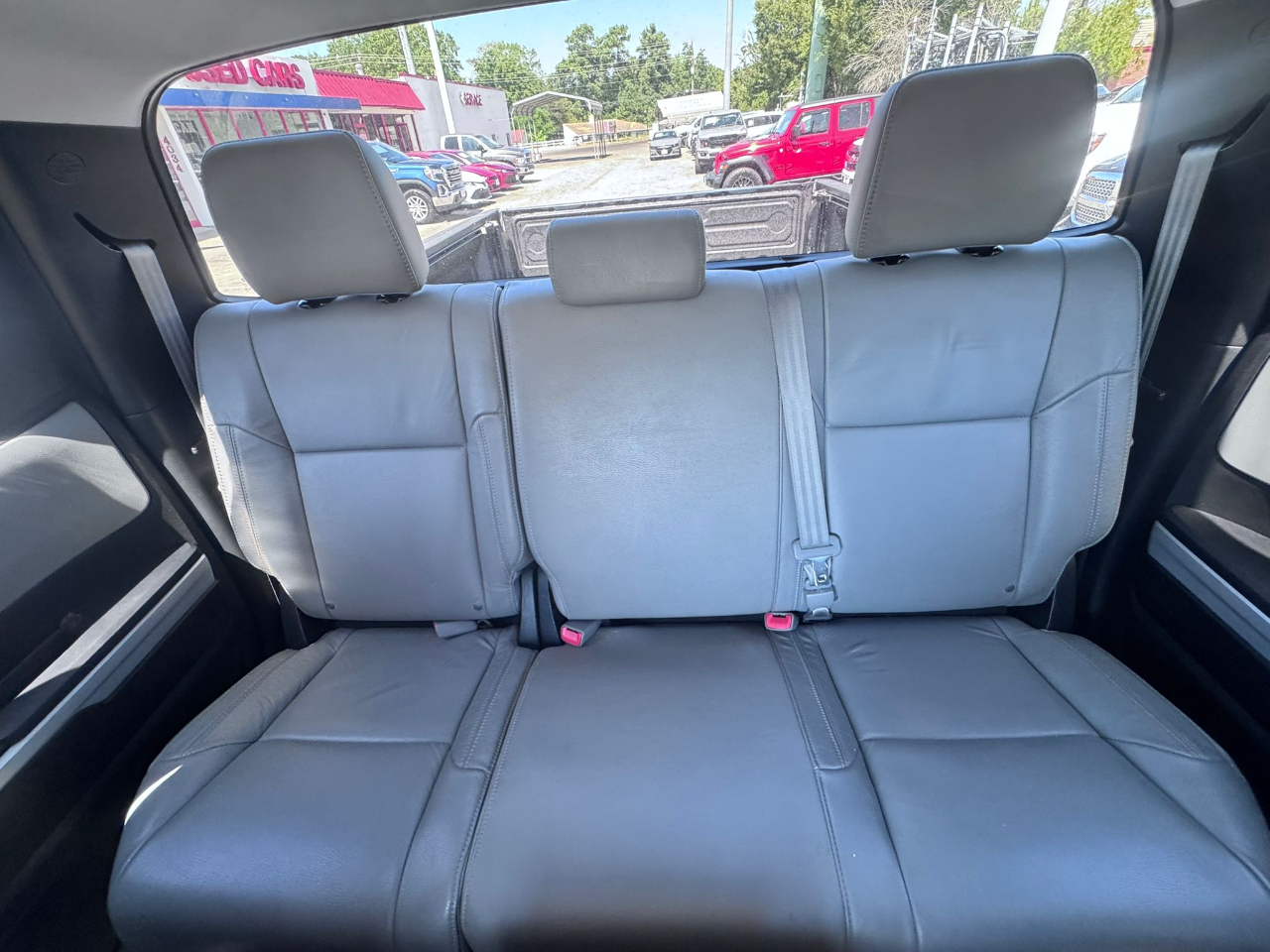 Toyota Tundra Limited 5.7L FFV Double Cab 2WD 2017 Toyota Tundra Limited 5.7L FFV Double Cab 2WD 2017