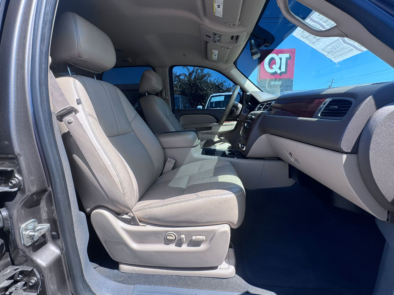 Chevrolet Tahoe LT 2WD 2012 Chevrolet Tahoe LT 2WD 2012