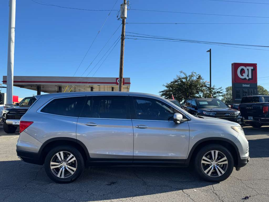 Honda Pilot EX-L w/RES 2017 Honda Pilot EX-L w/RES 2017