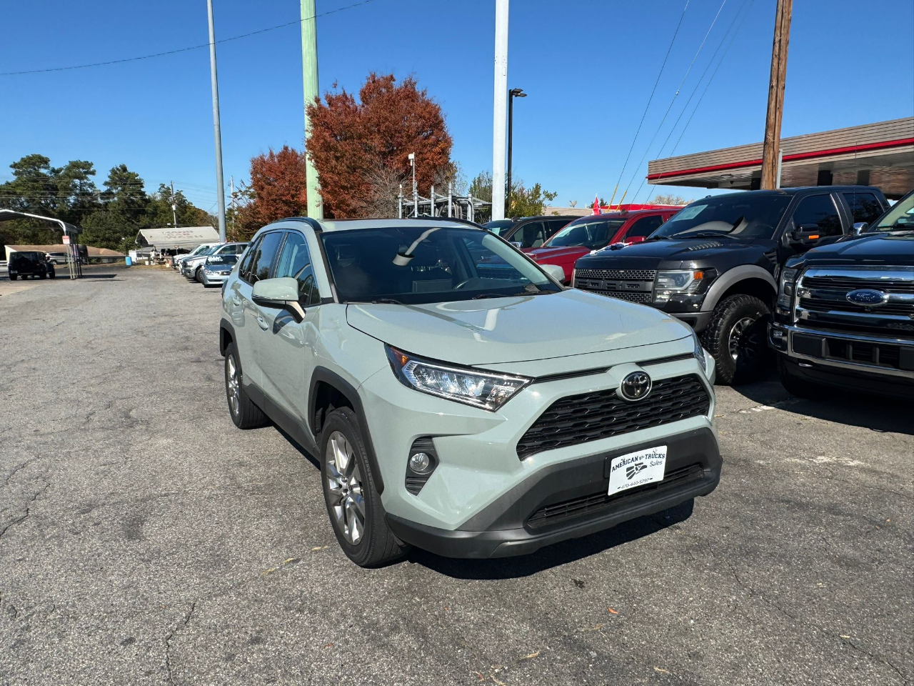 Toyota RAV4 XLE Premium 2021