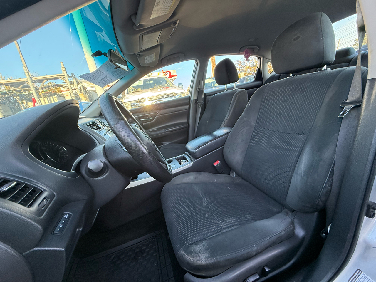 Nissan Altima 2.5 SV 2015