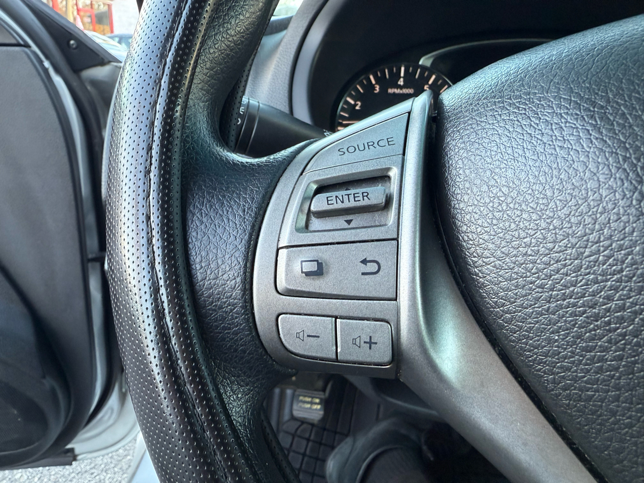 Nissan Altima 2.5 SV 2015