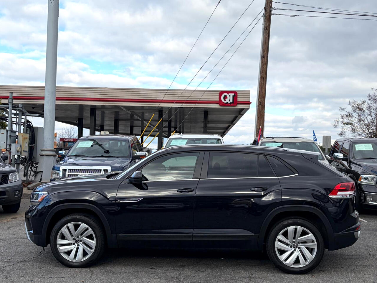 Volkswagen Atlas Cross Sport SE w/Technology 2021