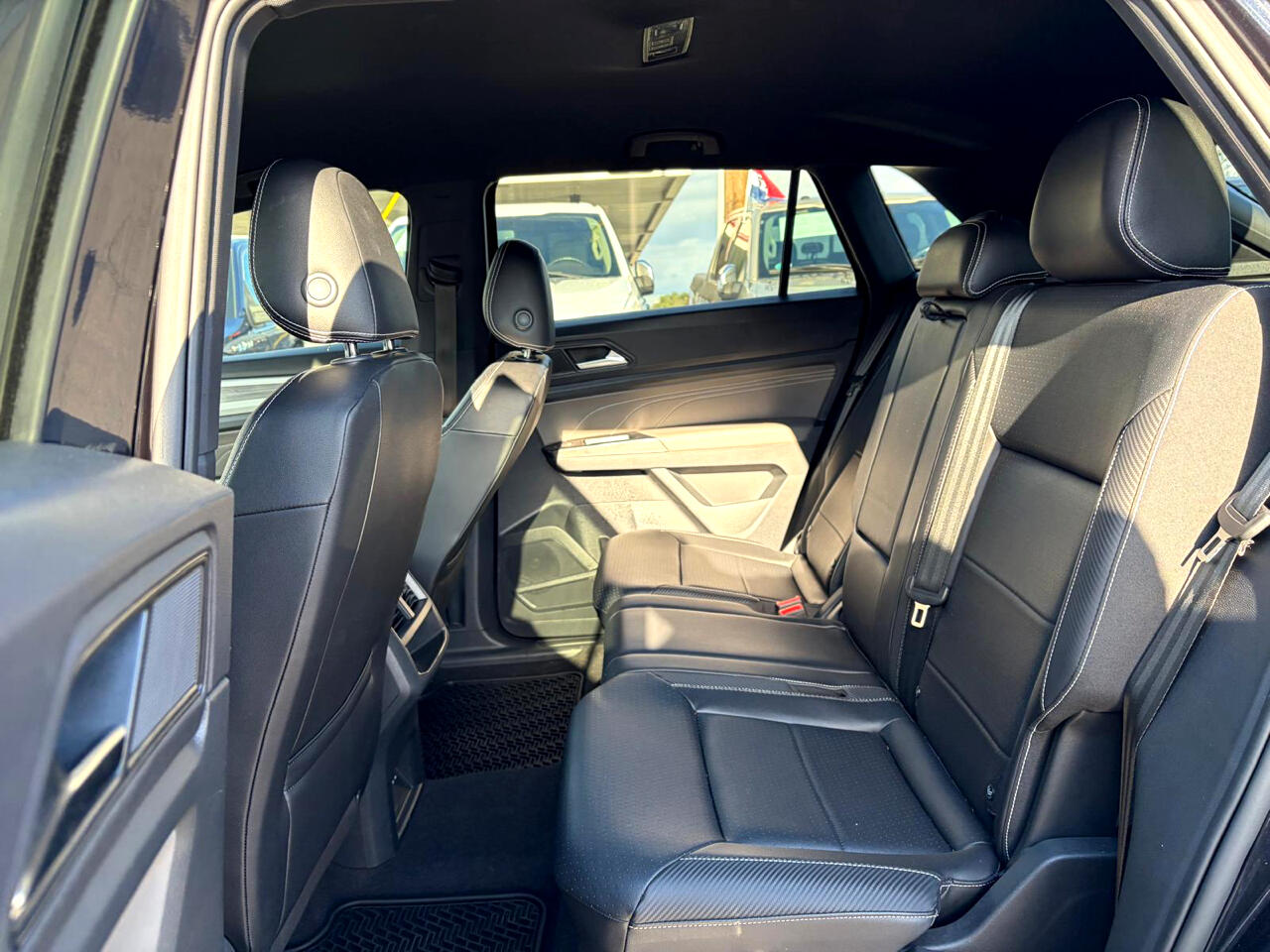 Volkswagen Atlas Cross Sport SE w/Technology 2021