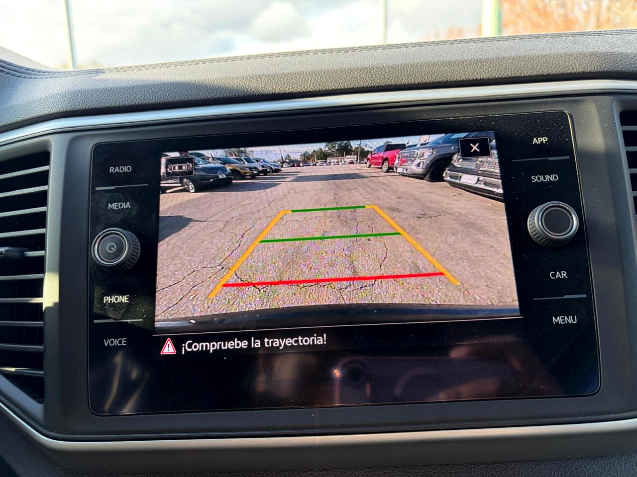 Volkswagen Atlas Cross Sport SE w/Technology 2021