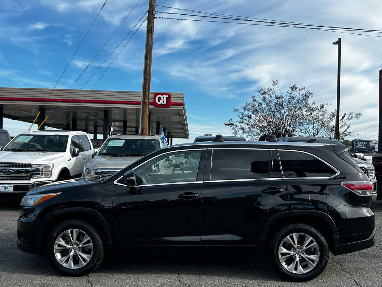 Toyota Highlander XLE FWD V6 2015