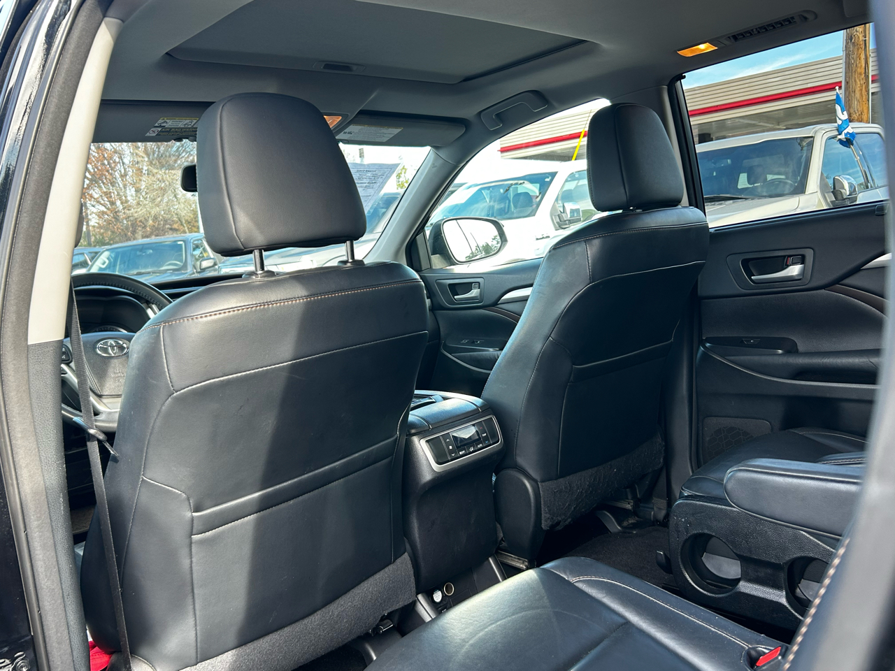 Toyota Highlander XLE FWD V6 2015