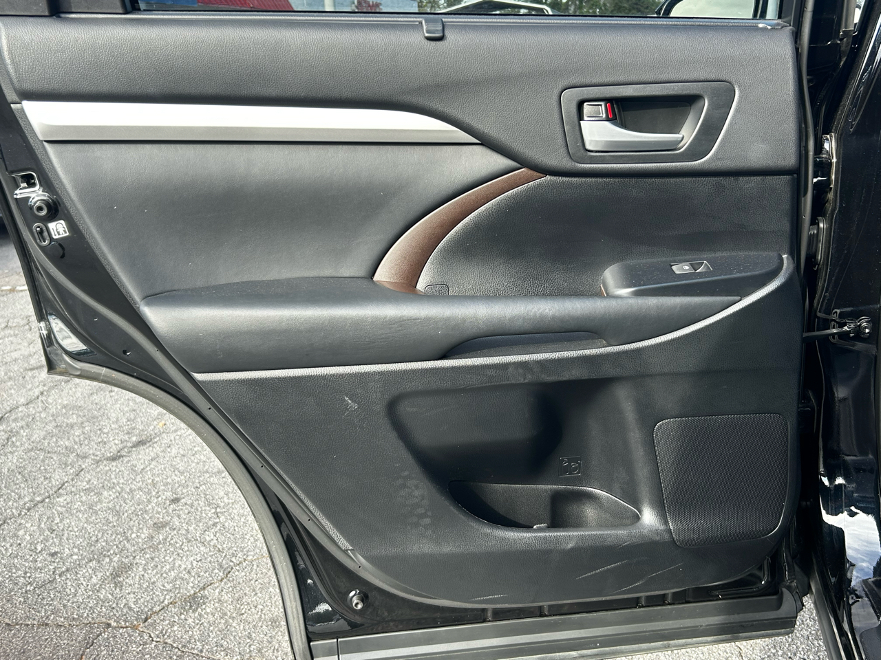 Toyota Highlander XLE FWD V6 2015