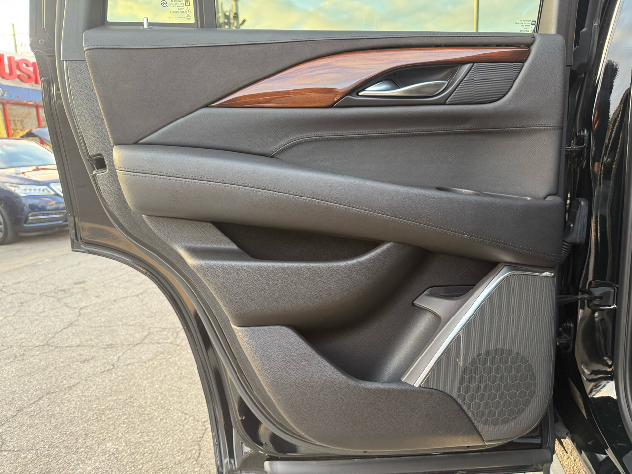 Cadillac Escalade Premium 4WD 2016