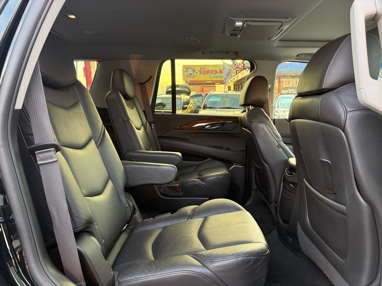 Cadillac Escalade Premium 4WD 2016