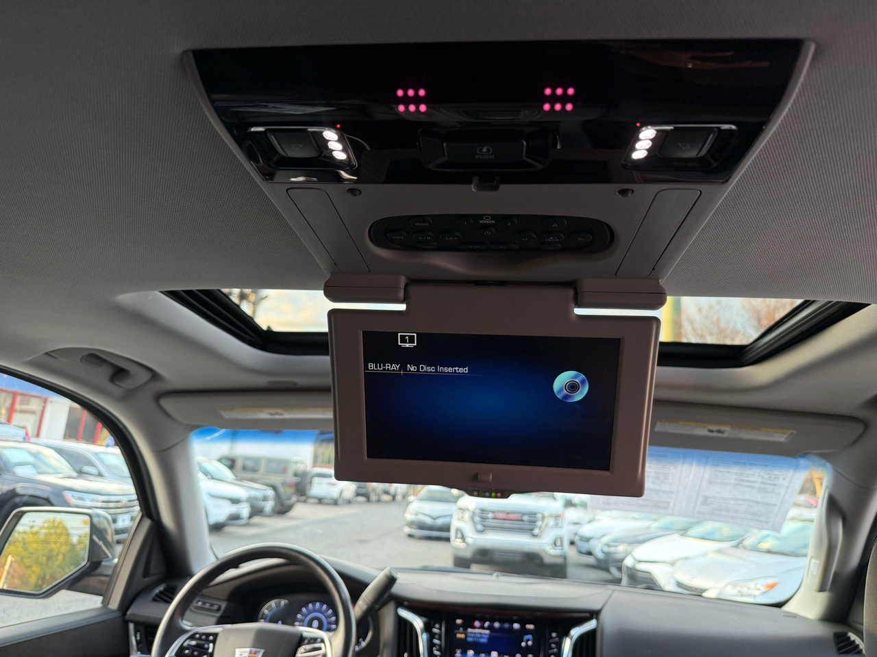 Cadillac Escalade Premium 4WD 2016