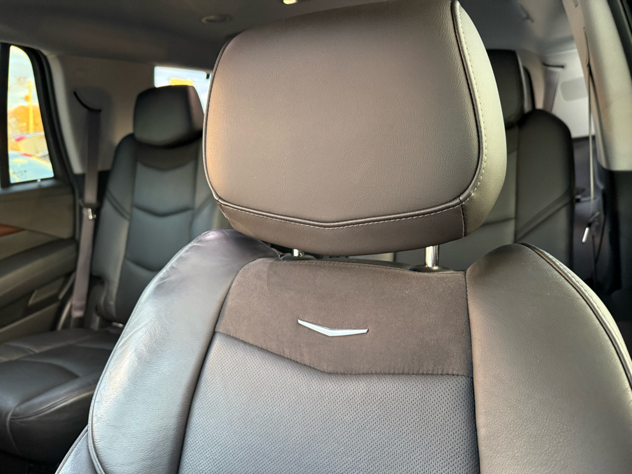 Cadillac Escalade Premium 4WD 2016