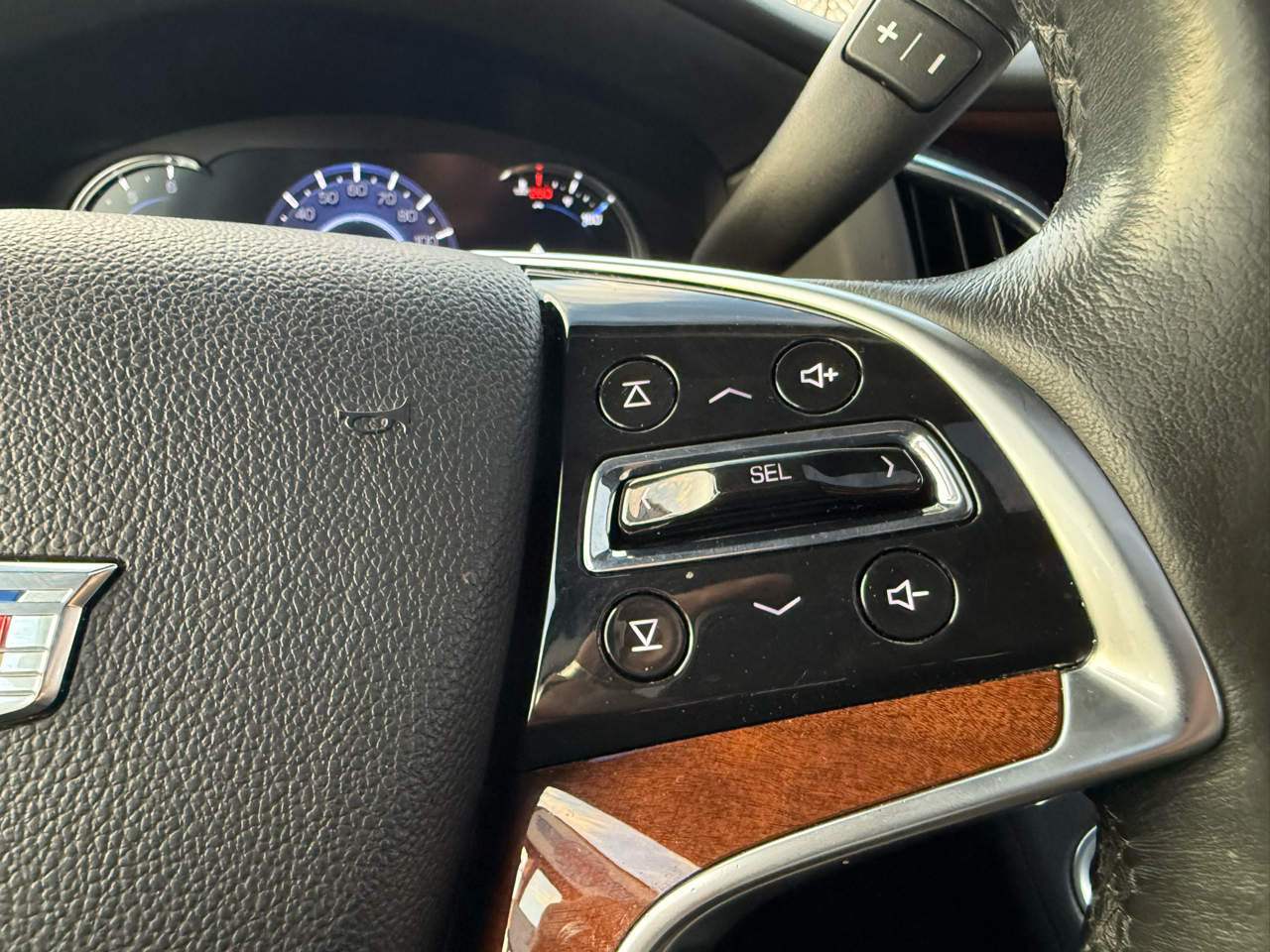 Cadillac Escalade Premium 4WD 2016