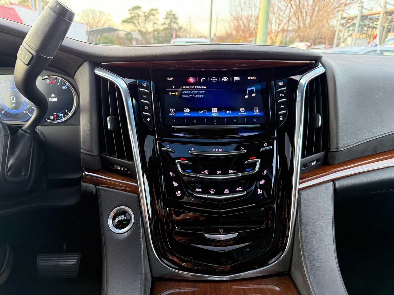 Cadillac Escalade Premium 4WD 2016