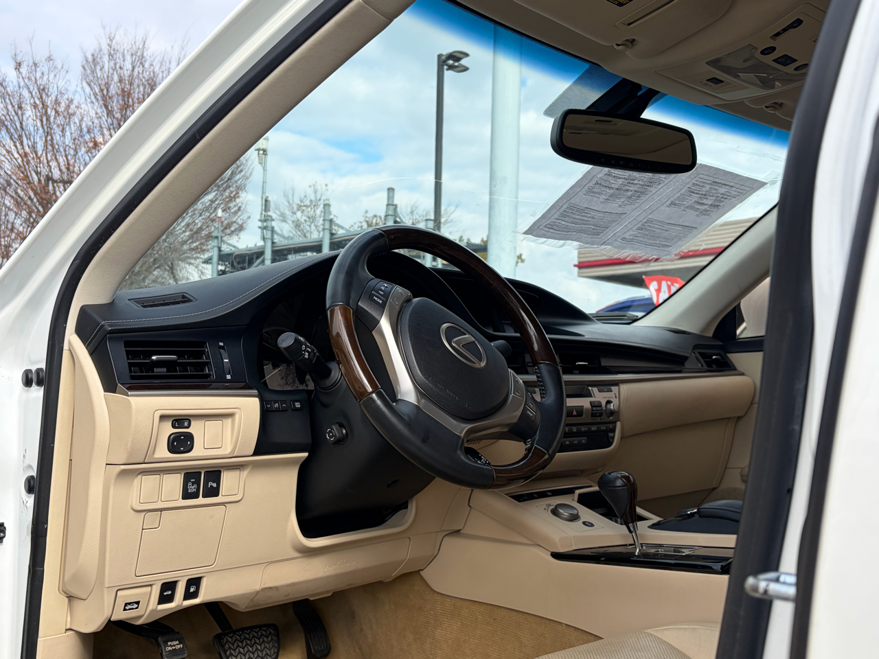 Lexus ES 350 Sedan 2014